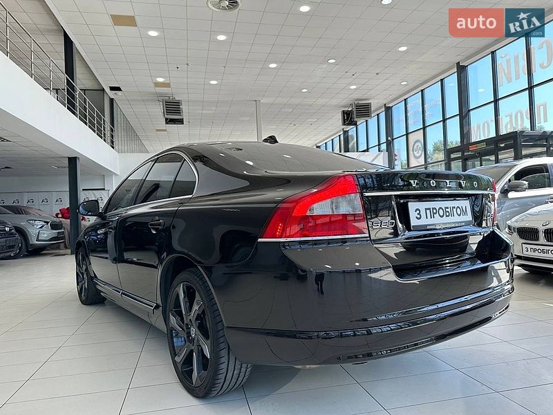 Седан Volvo S80 2012 в Виннице