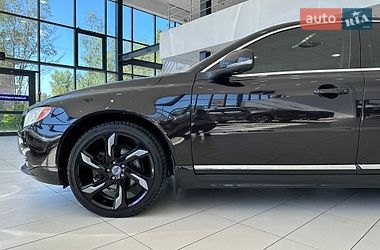 Седан Volvo S80 2012 в Виннице