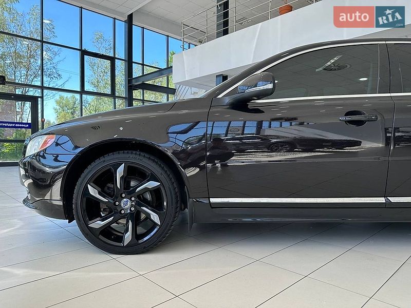 Седан Volvo S80 2012 в Виннице