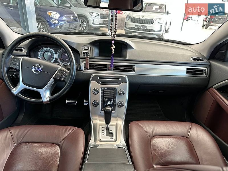 Седан Volvo S80 2012 в Виннице