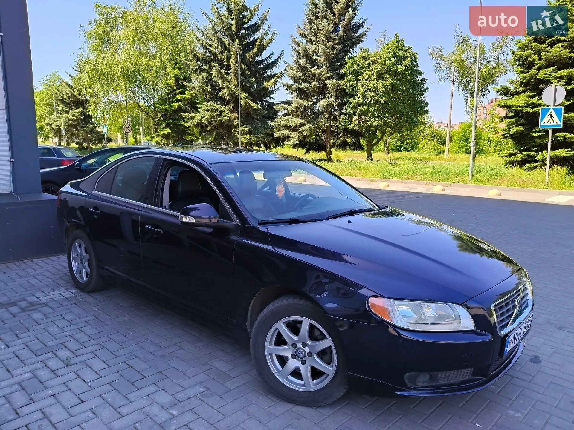 2010 Volvo S80 - фото 1