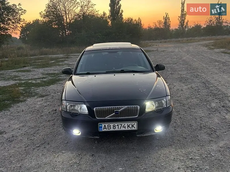 Volvo S80 1999