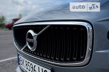 Седан Volvo S90 2017 в Ровно