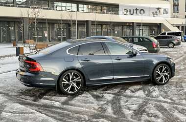 Седан Volvo S90 2020 в 