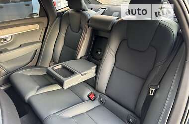 Седан Volvo S90 2020 в 