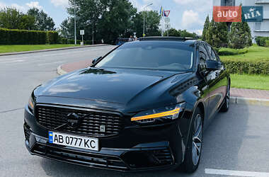 Седан Volvo S90 2017 в Киеве
