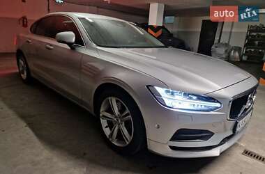 Седан Volvo S90 2017 в Киеве