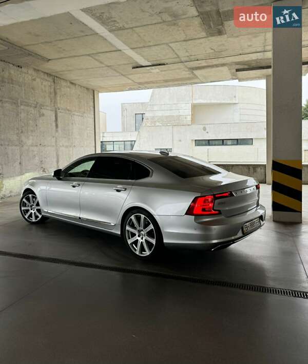 Седан Volvo S90 2017 в Одессе