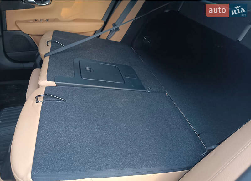Седан Volvo S90 2017 в Львове