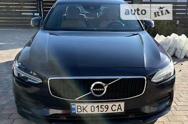 Седан Volvo S90 2016 в Рівному