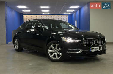 Седан Volvo S90 2019 в Львове