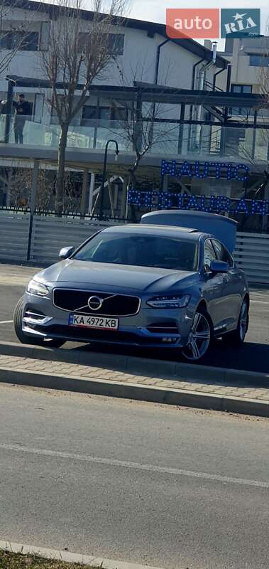Седан Volvo S90 2018 в Измаиле