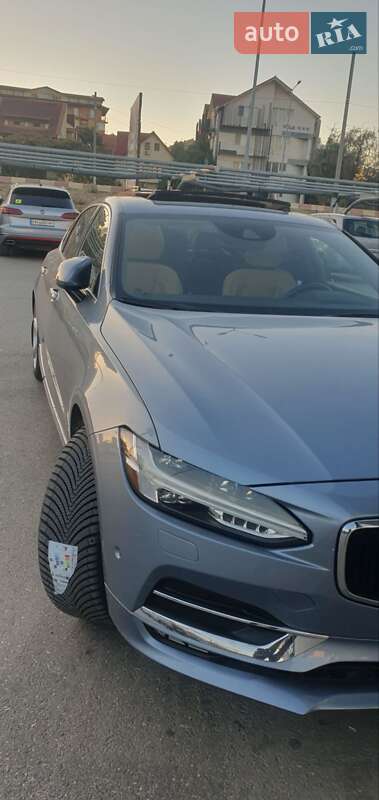 Седан Volvo S90 2018 в Измаиле