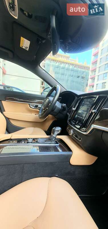 Седан Volvo S90 2018 в Измаиле