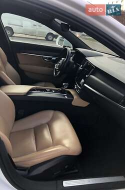 Седан Volvo S90 2017 в 