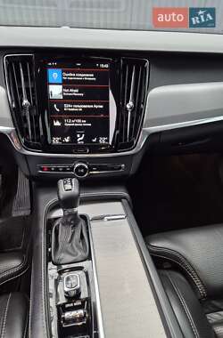Седан Volvo S90 2017 в 