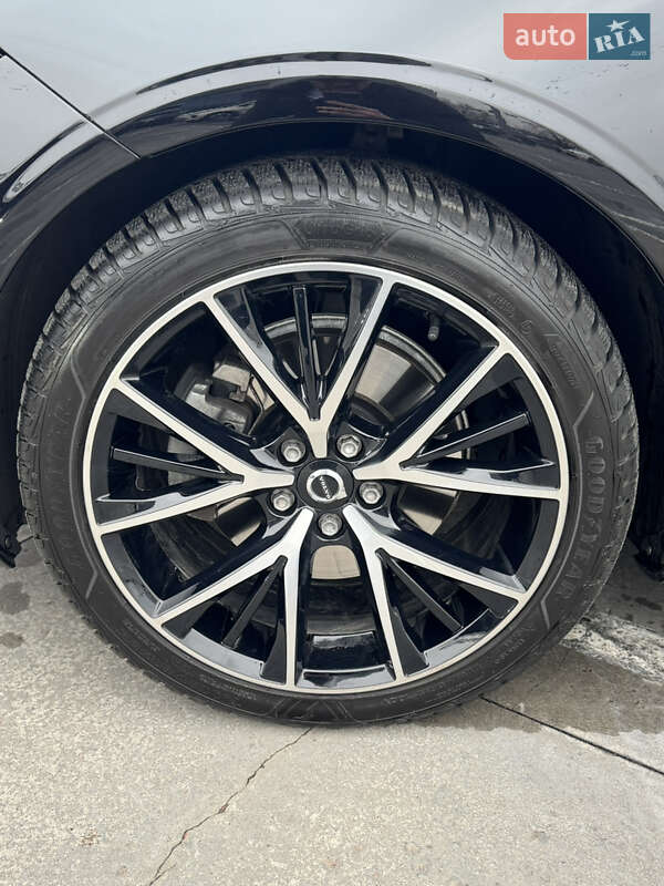 Седан Volvo S90 2018 в Киеве фото 18 Седан Volvo S90 2018 в Киеве