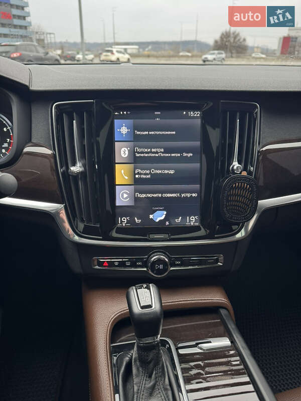 Седан Volvo S90 2018 в Киеве фото 39 Седан Volvo S90 2018 в Киеве