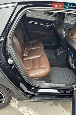 Седан Volvo S90 2018 в 