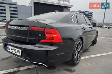 Седан Volvo S90 2018 в 