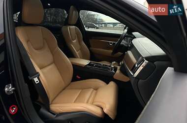 Седан Volvo S90 2017 в 