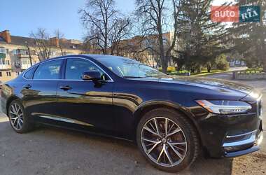 Седан Volvo S90 2017 в 