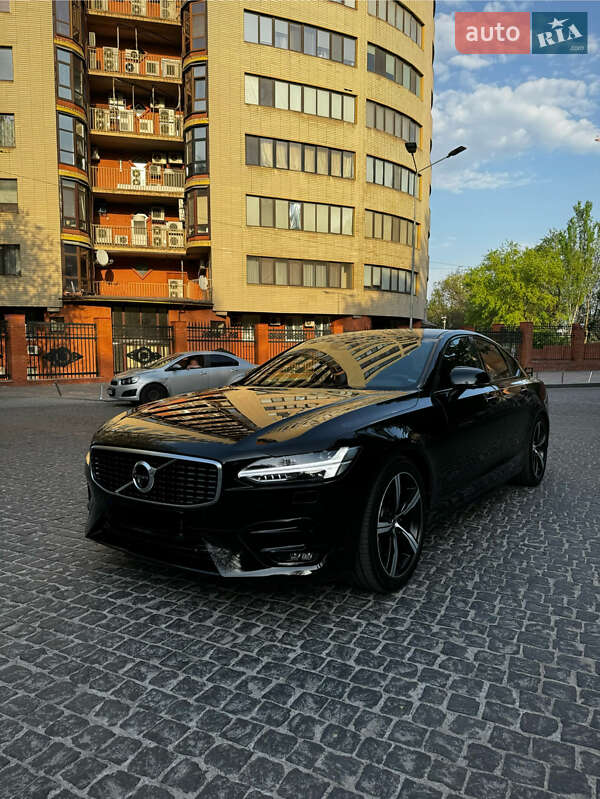 Volvo S90 2020
