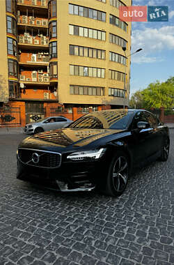 Седан Volvo S90 2020 в 