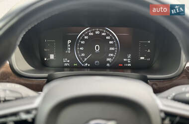 Седан Volvo S90 2017 в 