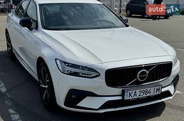 Седан Volvo S90 2021 в Киеве