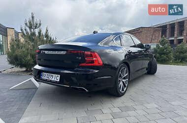 Седан Volvo S90 2018 в 
