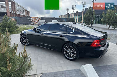 Седан Volvo S90 2018 в 