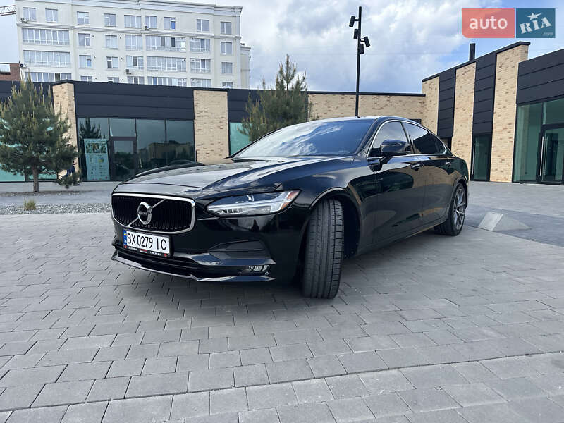 Седан Volvo S90 2018 в 