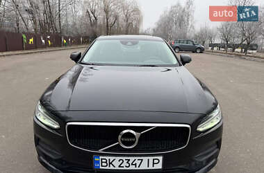 Седан Volvo S90 2018 в 