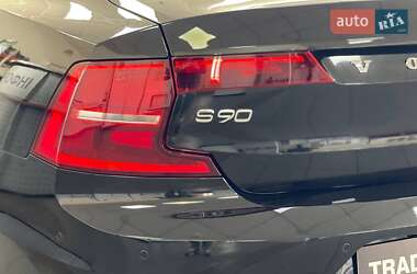 Седан Volvo S90 2017 в 