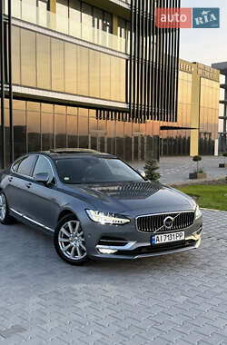 Седан Volvo S90 2017 в 