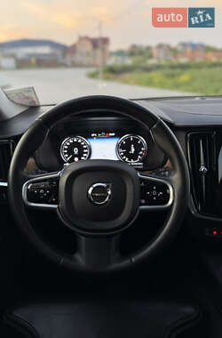 Седан Volvo S90 2017 в 