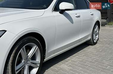 Седан Volvo S90 2017 в 