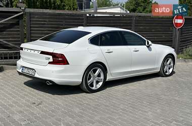 Седан Volvo S90 2017 в 