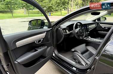 Седан Volvo S90 2022 в 