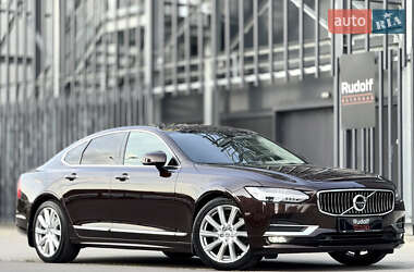 Седан Volvo S90 2019 в Киеве