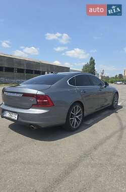 Седан Volvo S90 2016 в 