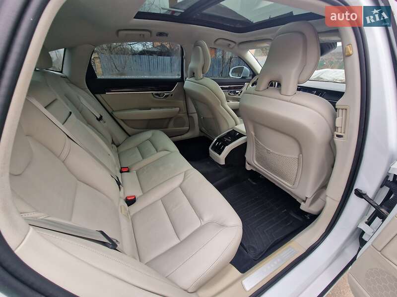 Седан Volvo S90 2017 в Киеве фото 20 Седан Volvo S90 2017 в Киеве