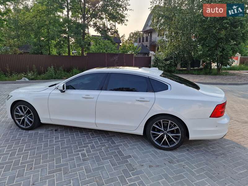 Седан Volvo S90 2017 в Киеве фото 12 Седан Volvo S90 2017 в Киеве