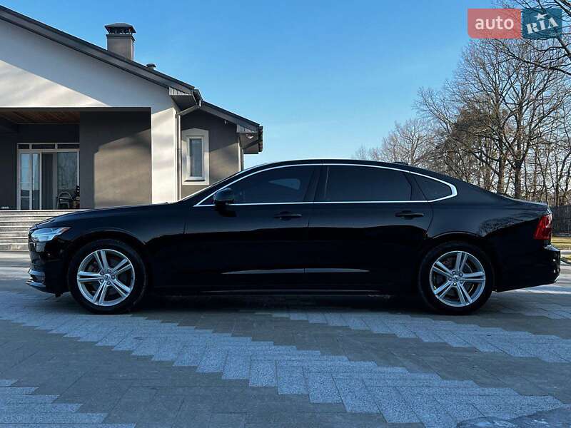 Седан Volvo S90 2018 в Киеве