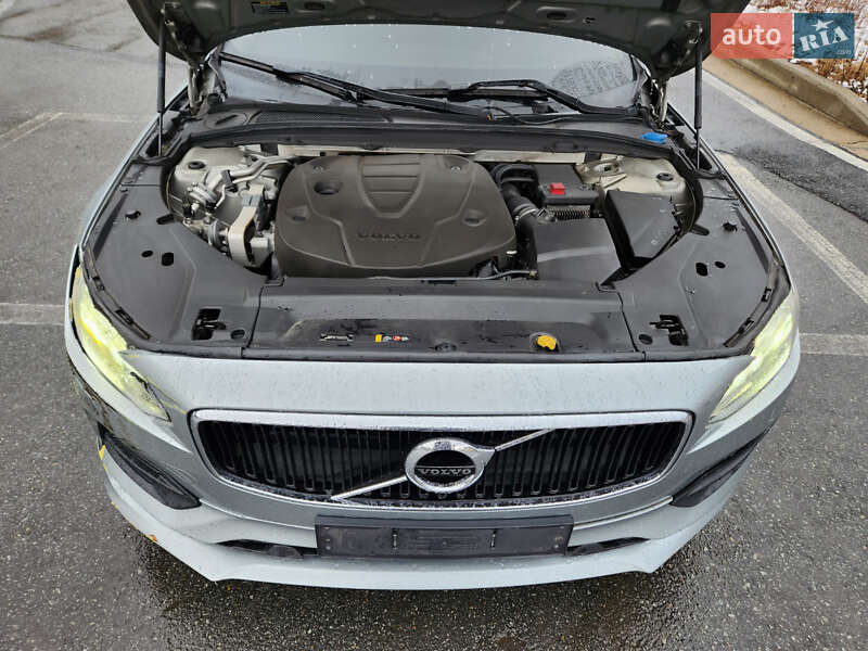 Седан Volvo S90 2017 в Киеве