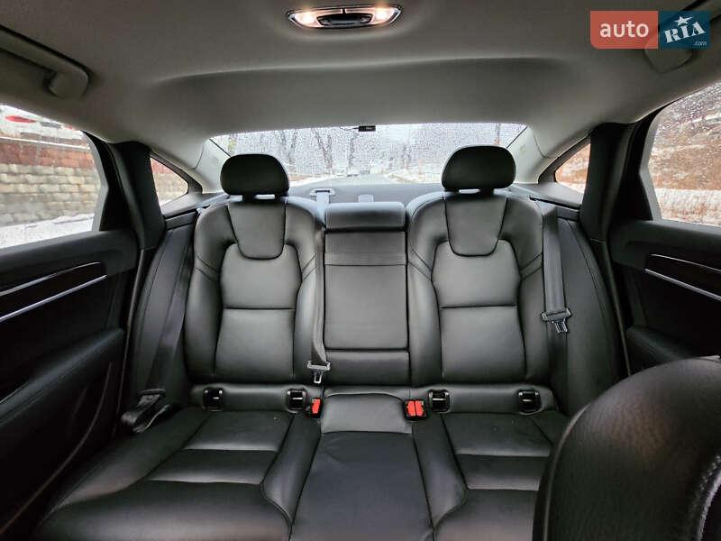 Седан Volvo S90 2017 в Киеве