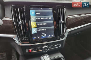 Седан Volvo S90 2017 в 