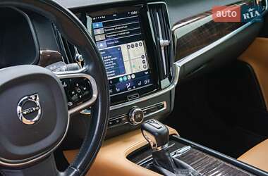 Седан Volvo S90 2017 в 