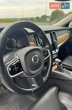 Седан Volvo S90 2017 в 